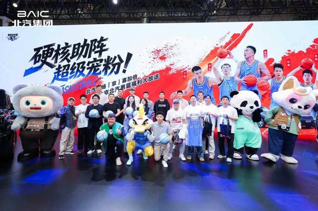 周琦、赵睿、曾凡博:季后赛对广东队或广州队都一样