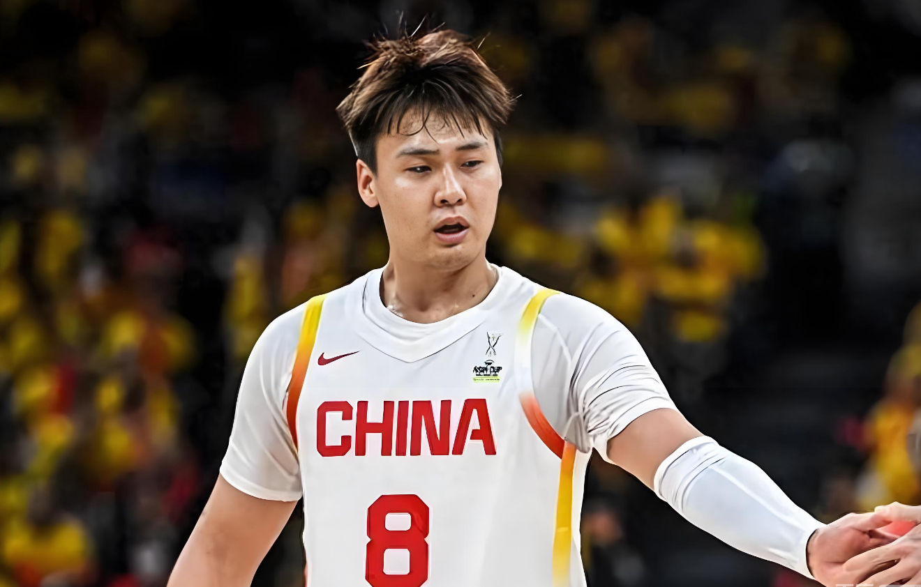 张镇麟和赵睿为何无缘男篮？CBA名记分析，道出2个原因