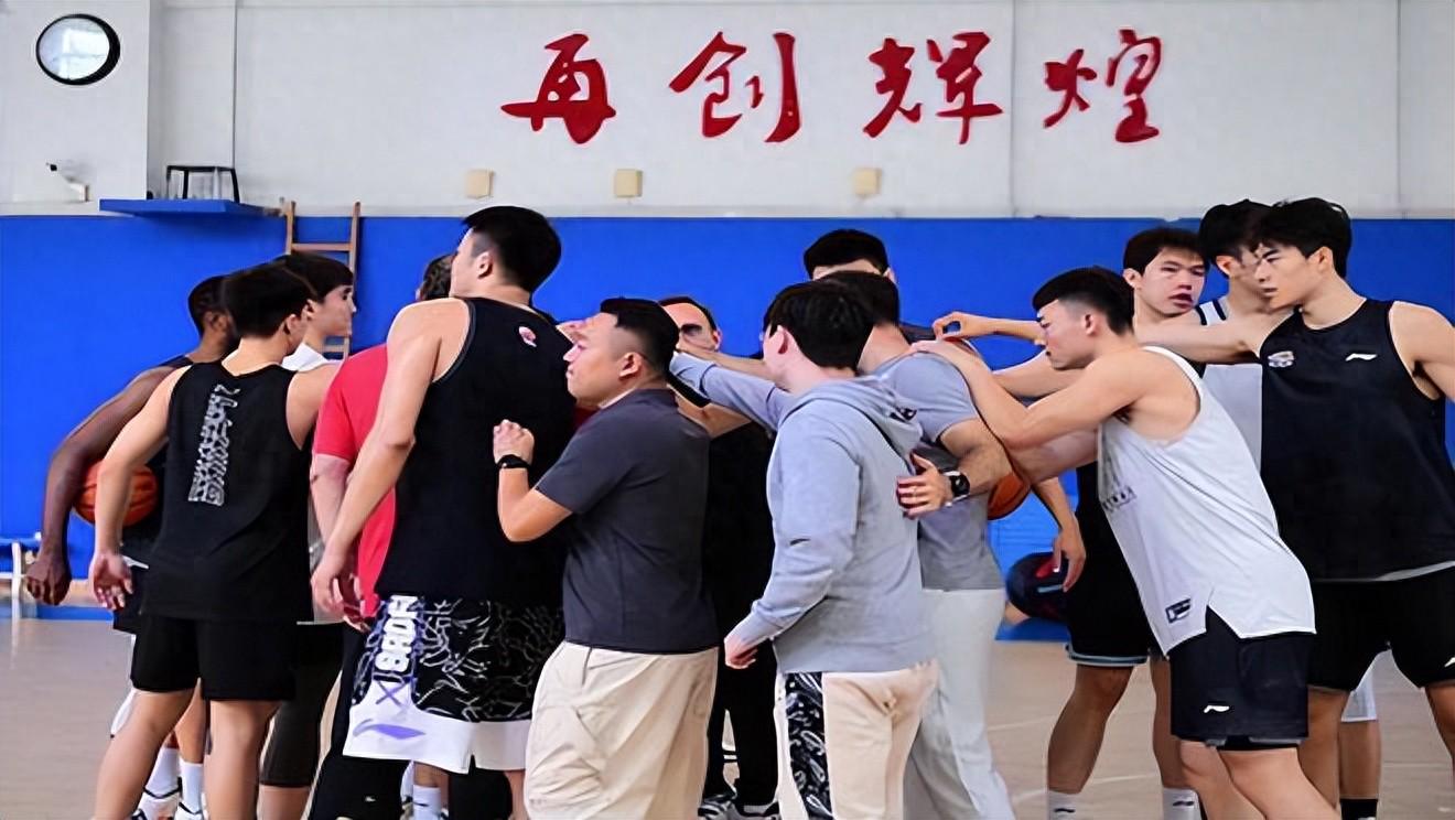 正式确定!16岁2米03小将驰援辽篮一队,新赛季乌戈着眼于未来