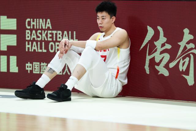 有些意外？张镇麟和赵睿同时落选男篮集训名单