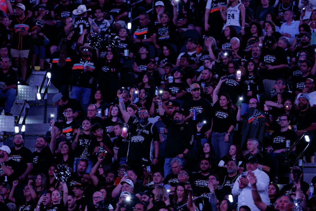 马刺祭出150英里禁令,主场遭尼克斯球迷抢票54%