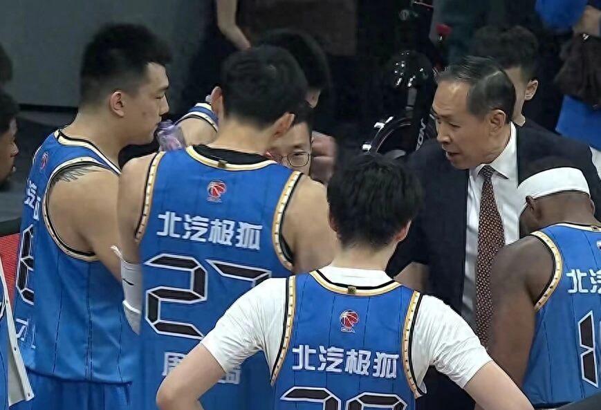 最新消息:刘家成担任北控总经理 徐杰赴美特训 虎头入选训练营