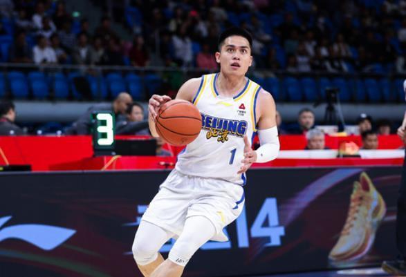 CBA今夏13名球员顶薪合同到期,只有这4人值得顶薪续约