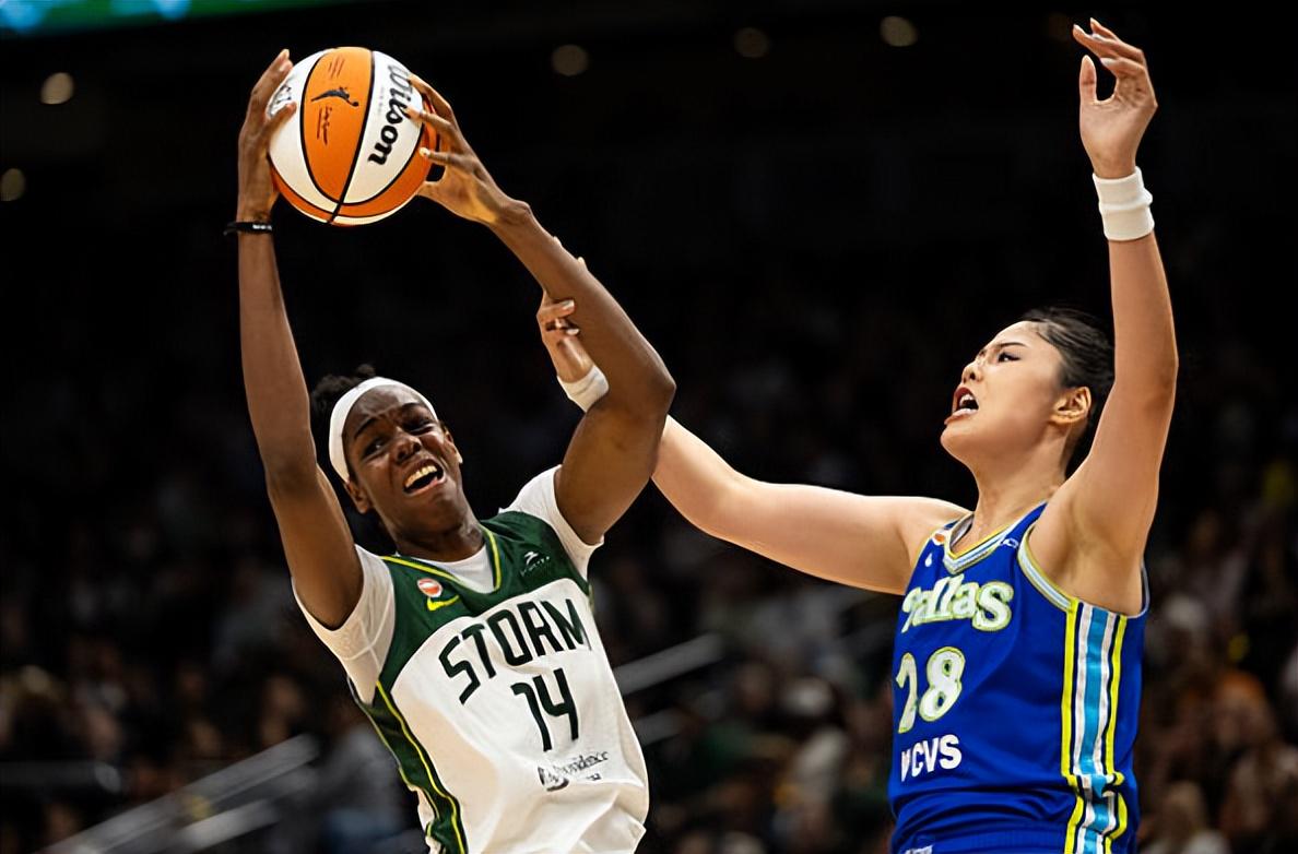 砍10分+正负值第1!中国女篮2米01王牌闪耀WNBA:化身黄金替补