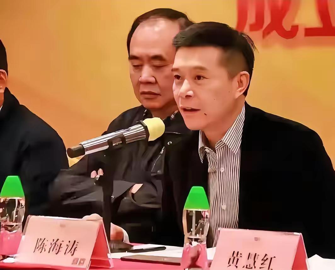 宏远速递!名记曝杜锋续约不顺利,朱芳雨深夜发声,徐杰有新消息