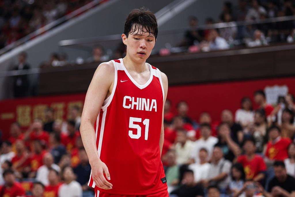 现场|解题者杨瀚森,变成出给中国男篮的一道题
