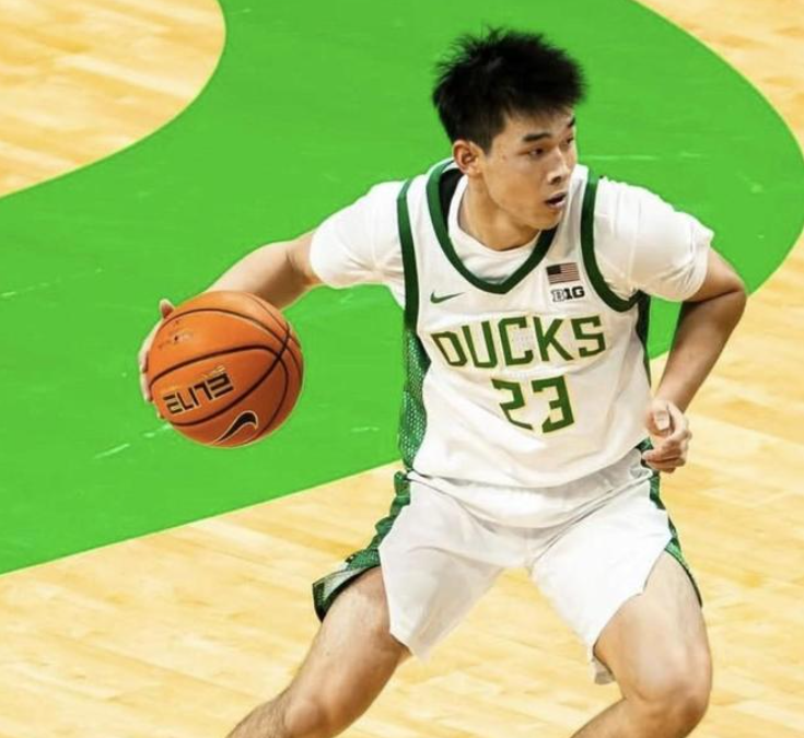 放弃北卡不回CBA!林葳回俄勒冈训练 他的表现能比上赛季更好吗