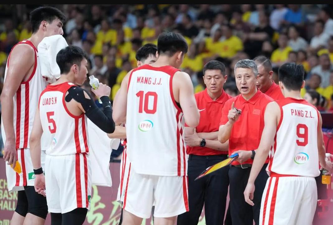 中国男篮14人大名单基本确定,七名球员离队,杨瀚森或无缘首发!