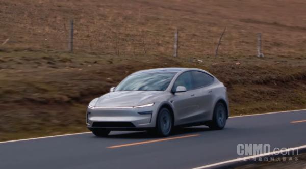 特斯拉称Model Y L开十年可以省15万 对比奔驰和奥迪