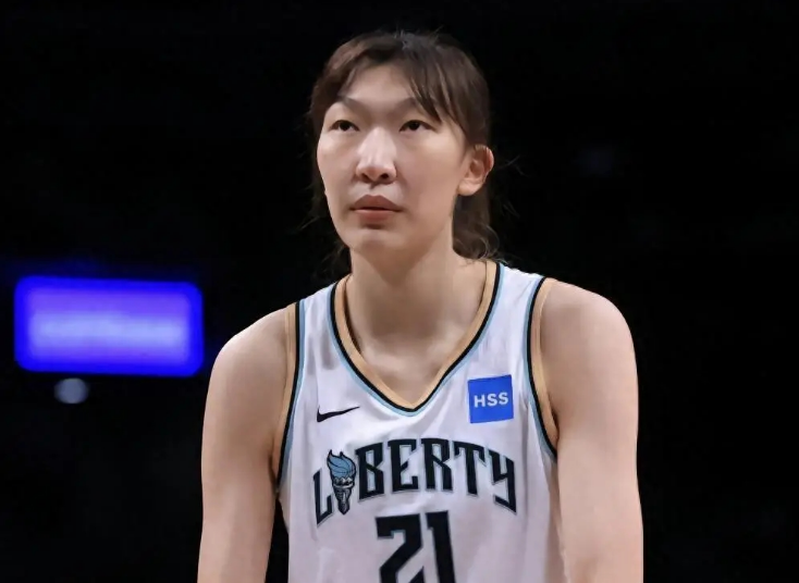 WNBA:大冷!韩旭8分末节0分无缘连场上双 自由人输11连败风暴