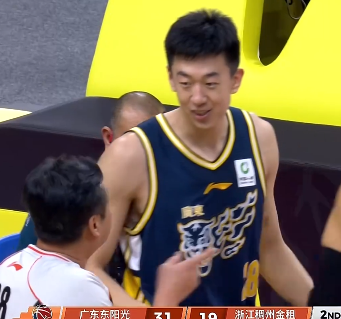 广东3消息!买断王少杰受阻,杜锋将出国学习,奎因有望加薪续约