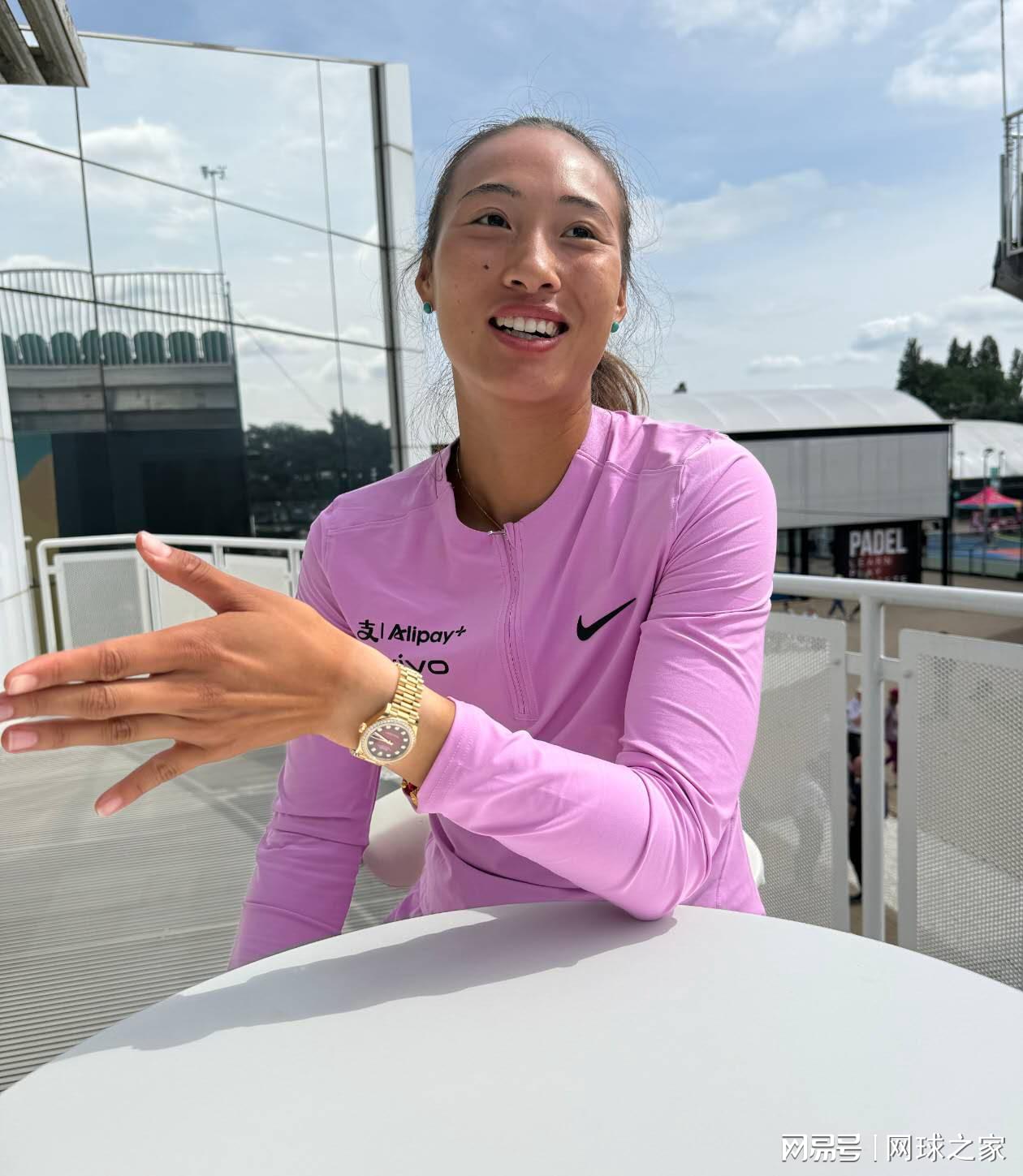 郑钦文:打到最后大家都有机会——是女王自信还是国王新衣?