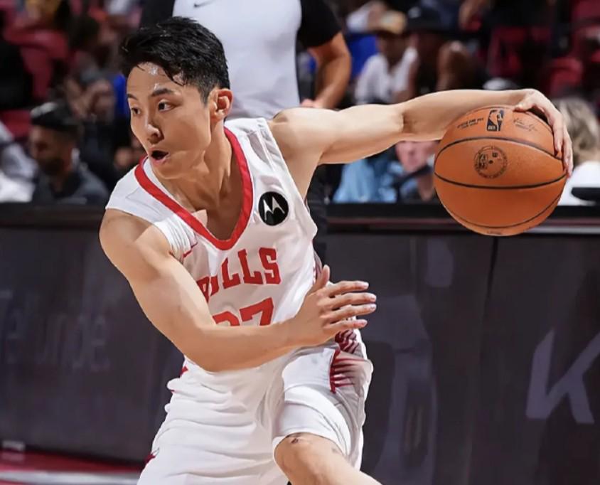 河村勇辉来中国打球?媒体人:他根本就入不了CBA的法眼