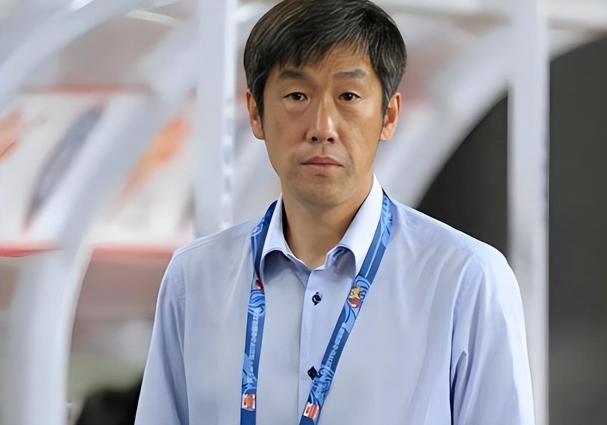 上港客场踢青岛西海岸首发预测!久违外援出战踢主力,张琳芃无缘