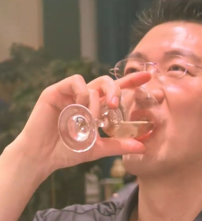 上瘾了?去年挖角湖人,今年又来挖,和湖人有多大仇啊!