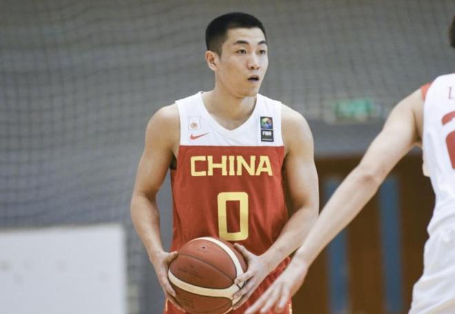 CBA最新消息!高诗岩将赴美治伤,胡明轩重返国家队,北控官宣新教练组