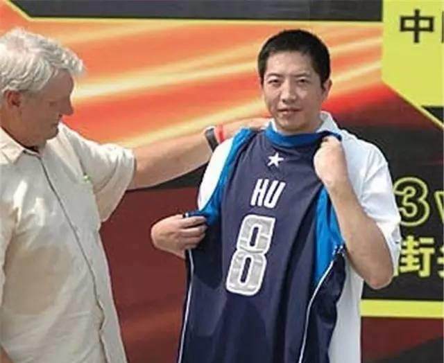 媒体报道陈蒲收到山东泰山队内20万天价罚单,并被责令公开道歉!唐田狠抓训练强度,赛前发布会信息量十足释放多重变革信号