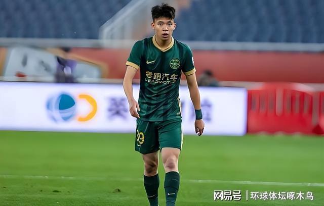 5年2.52亿！文班亚马续约马刺，放话“留在这”