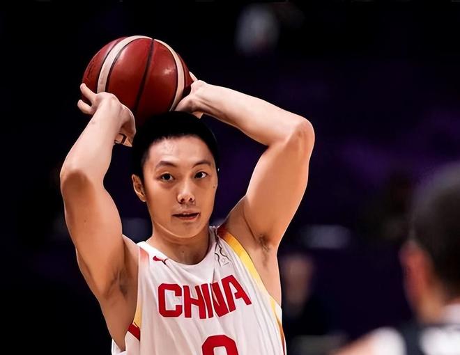 执教中超让他无法立足欧洲?这个中国球迷的老熟人带领世界杯新军成为焦点