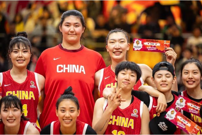 宏远续约杜锋为何悬而未决?多重博弈下,豪门迭代必经阵痛?
