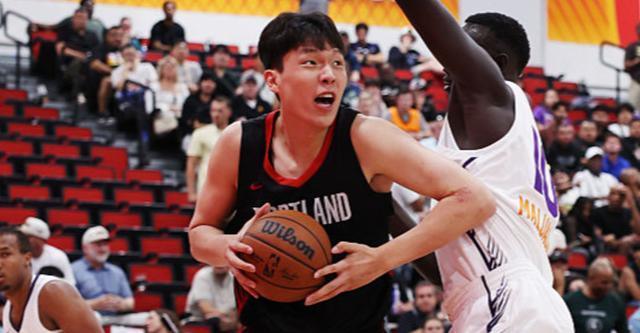 杨瀚森12分9篮板4助攻 开拓者不敌太阳