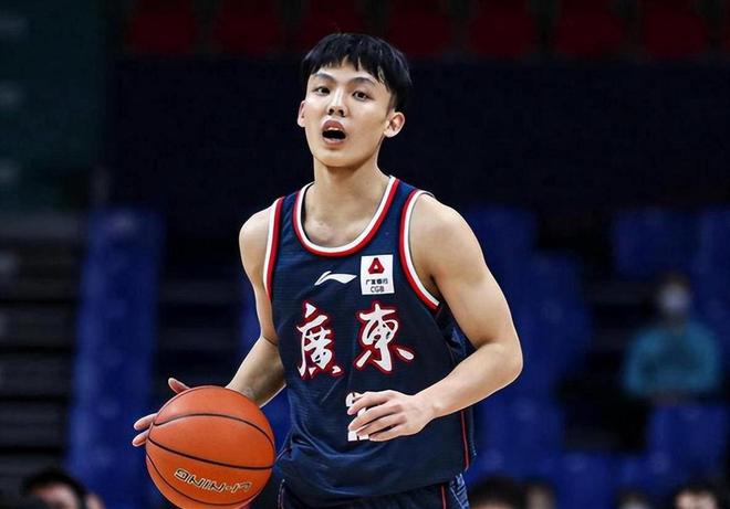 奥尼尔:詹姆斯是湖人传奇巨星,但他并非湖人最顶级的巨星!