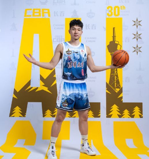 和朱广沪一起去电影院看场世界杯！上海首家体育主题影院今起转播世界杯