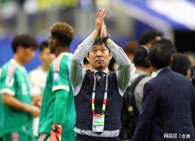 中国足球永远赶不上日本？董路：他们有协作精神+匠人精神+保障