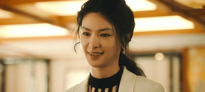 嫌4000万英镑太低！曼城拒绝巴萨报价，罗德里转会陷入僵局