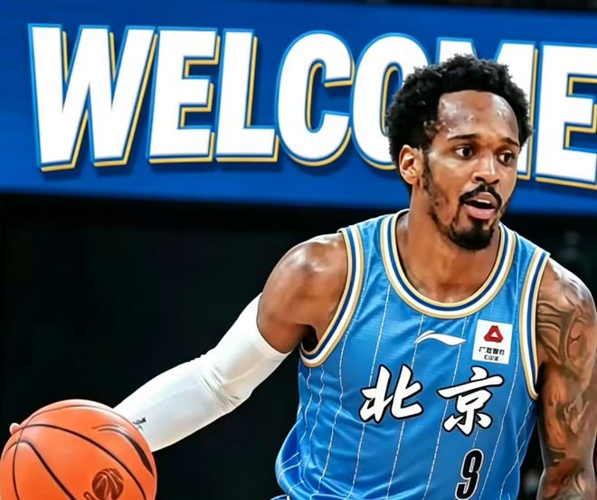 CBA速递!广厦对交易胡金秋继续持开放态度,深圳官宣三大外援,广东男篮报价比斯利,辽篮小外已有定数