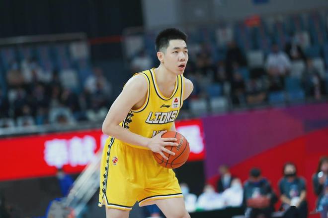 CBA速递！北京报价朱俊龙，山西或交易原帅，马布里深夜发声