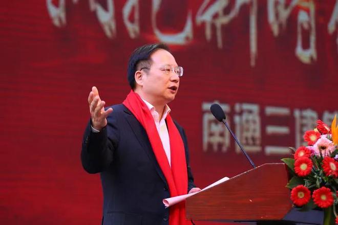因为一个概念从6元涨到80，暴涨13倍，反复提示风险股价仍不愿跌