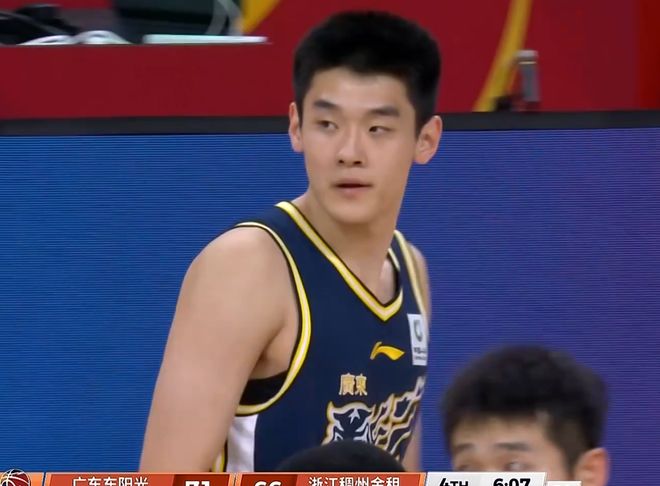 U19广东5分险胜深圳!宏远新双塔轰38+16,谈仁凯16+6,夏振峰15分