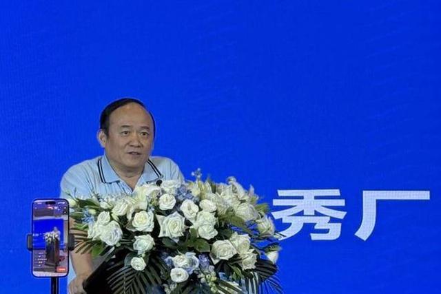 炸了!66岁兰世立杀疯了!被全网禁言,反手甩出“秀厂”