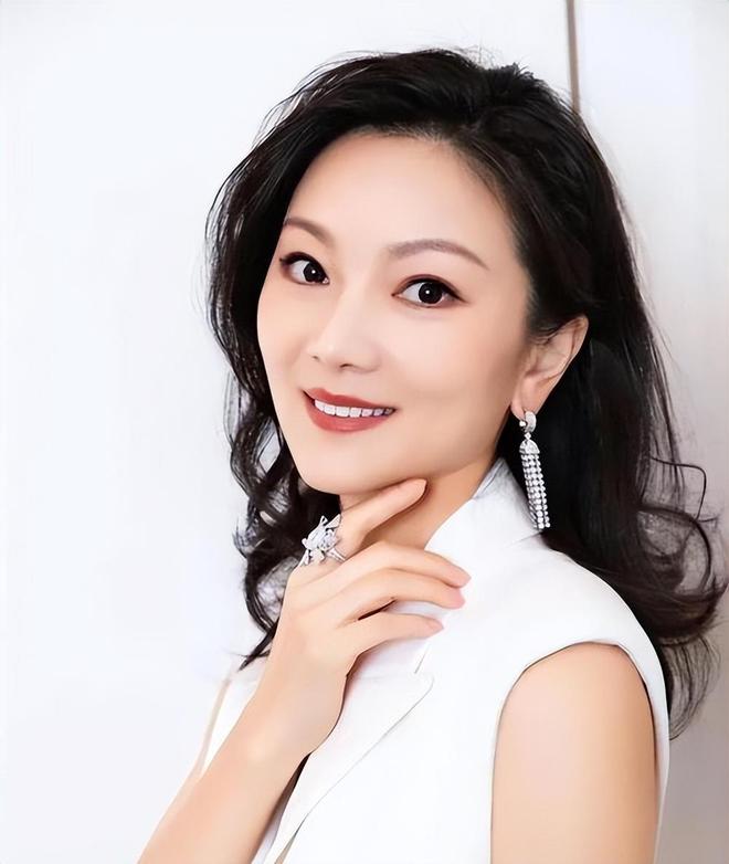 杭州酒局女孩拒100万私了太清醒!收下涉嫌敲诈反而把自己送进去