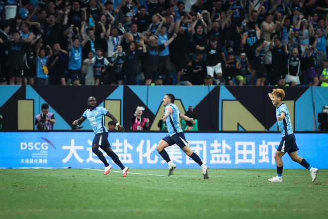 中超综合:成都蓉城六轮不胜 大连英博力克辽宁铁人