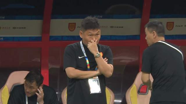 广厦对交易胡金秋持开放态度:上海男篮希望大;山西男篮全力争取,葛昭宝为此放弃顶薪