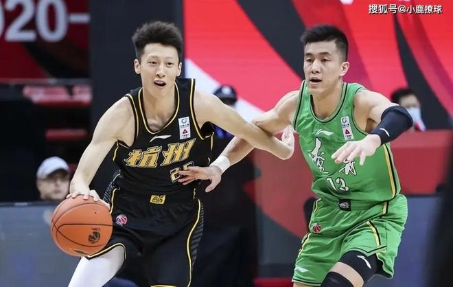 官方:加的斯签下毕尔巴鄂前锋乌尔科·莱尔通迪