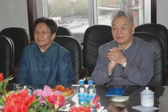 5年2亿全额保障!活塞提升报价重启续约谈判 杜伦仍拒绝接受