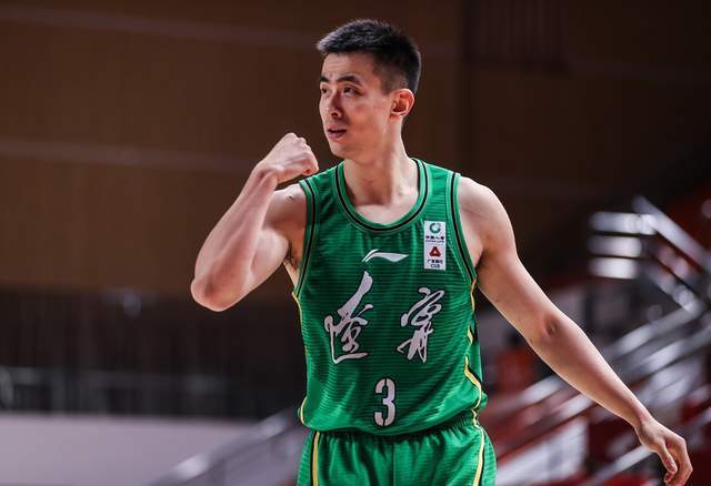 亚运会中国游泳出现超强选手,张展硕有望拿下6枚金牌