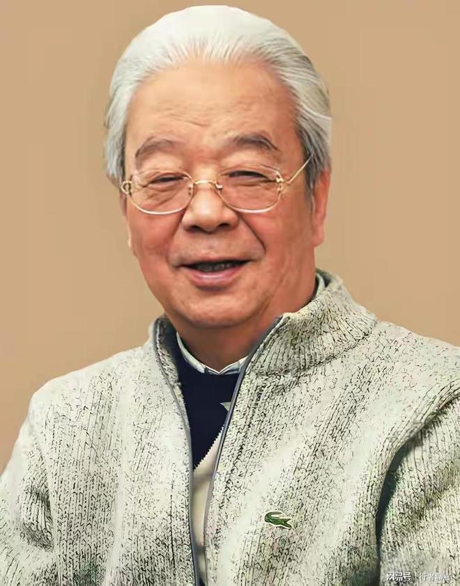 重罚!皇马1.3亿巨星遭官宣禁赛4场 缺战巴萨 拉拽对手头发+抗议裁判