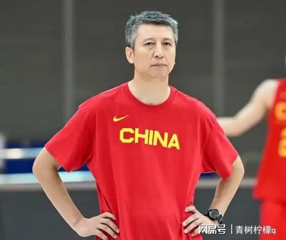 美股全线低开，道指跌超350点！沃尔玛跌超9%，SpaceX跌超3%，中概股普跌！比特币涨超10%，空头被“打爆”，超19万人爆仓丨美股开盘