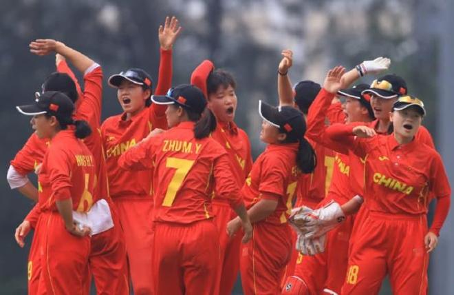 离谱！中国女子板球队1场未打告别亚运 场地积水致比赛取消+被判负