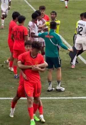 官宣!火箭队两天签3人,2位新秀+老射手入队,3人均是廉价合同