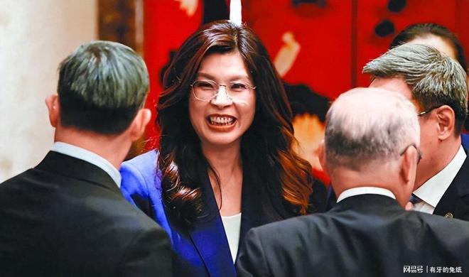 郑丽文笑到最后!国台办出手、8字吓惨赖清德,“台独”末日到了