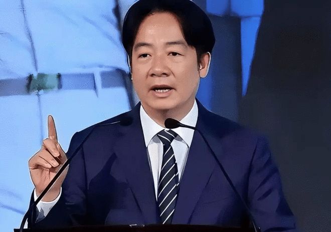 地主少爷当上军区副参谋长，评衔时毛主席看中将名单：怎没见他？