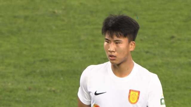 广厦对交易胡金秋持开放态度:上海男篮希望大;山西男篮全力争取,葛昭宝为此放弃顶薪