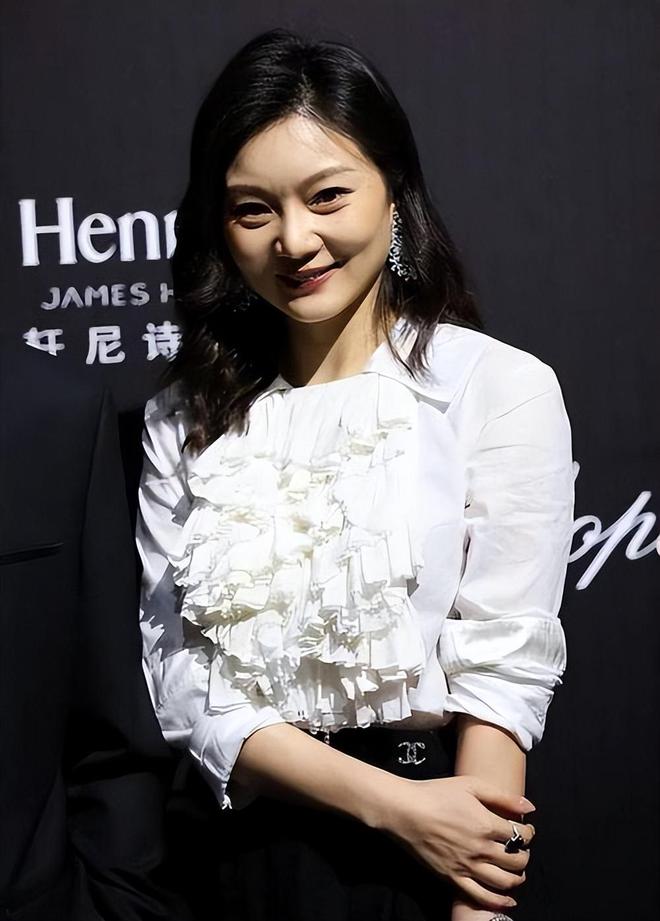 杭州酒局女孩拒100万私了太清醒!收下涉嫌敲诈反而把自己送进去