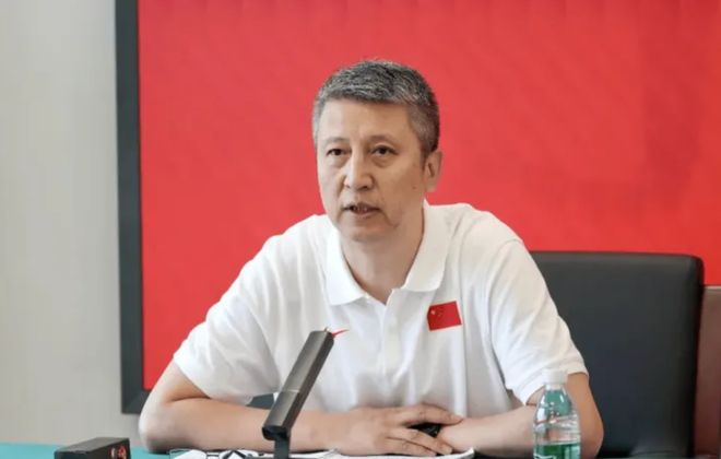 破案了!高诗岩点解无缘热身赛?中国男篮给出了解答