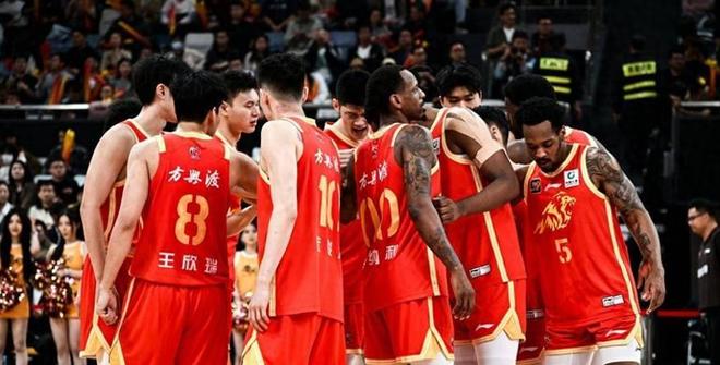 温网女单决赛上演德比，今年三大满贯决赛六人不重样！